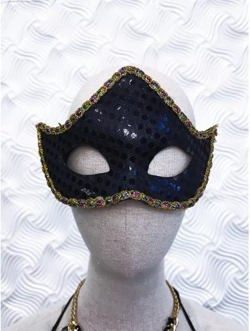 Маска карнавальна чорна
