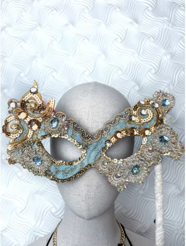 Маска карнавальна