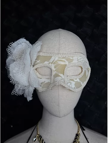 Маска біла карнавальна