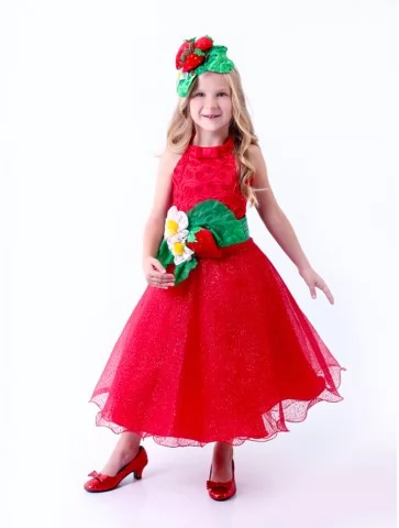 Костюм Святкова Полуничка