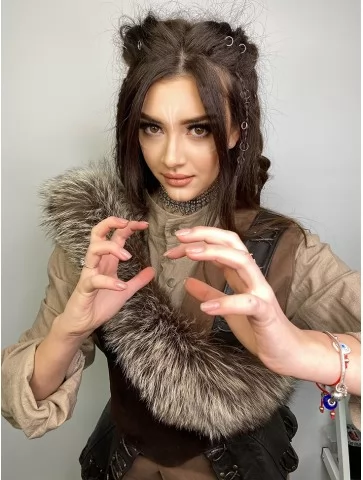 Костюм воїтельки з хутром