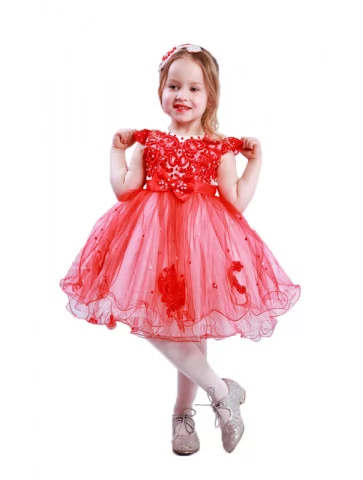 Сукня червона з вишивкою та...