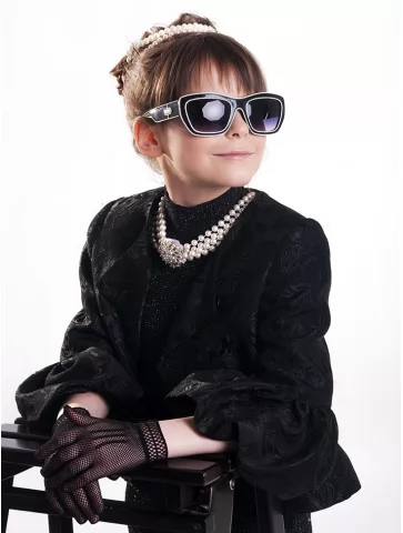 Костюм в стиле Завтрак у...