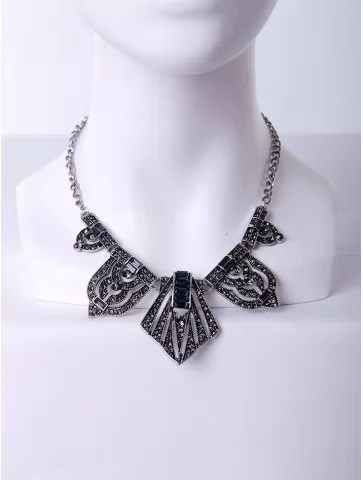 Колье черные кристаллы