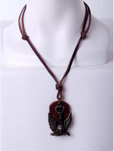 Кулон с крыльями