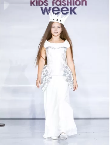 Костюм Срібна Імператриця...