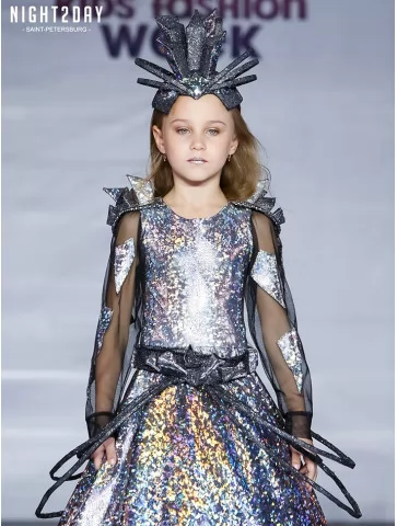 Костюм Срібна Галактика...