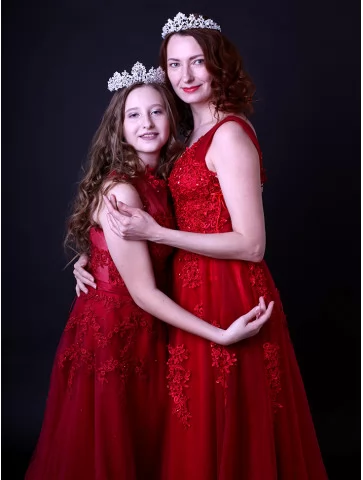 Сукня бордова з мереживним...