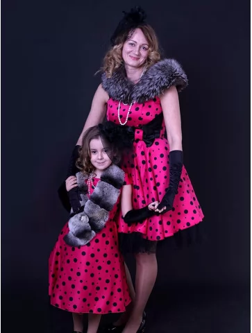 Костюми стиляг у малиновому...