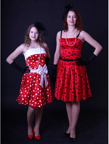 Костюми стиляг у горошок