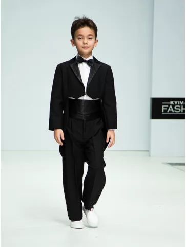 Класичний фрак для...