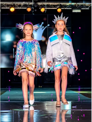 Костюмы в стиле Авангард