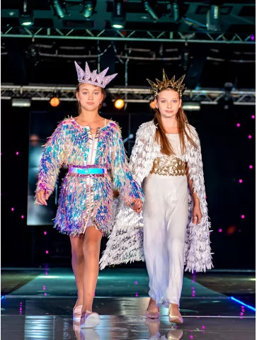 Костюмы в стиле Авангард