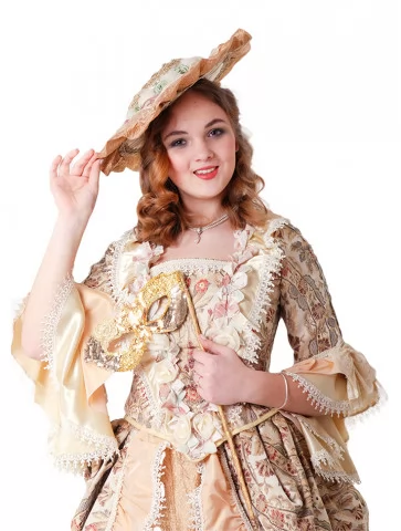 Костюм Пані у капелюшку