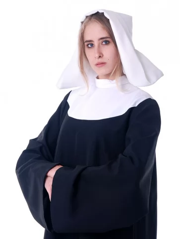 Костюм Середньовічної монахині
