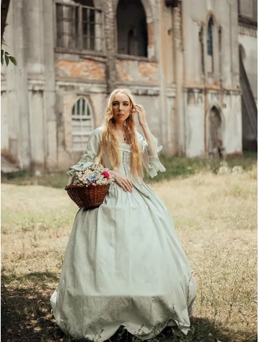 Костюм Ренесансної Пані у...