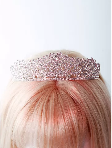 Корона с розовым камнями