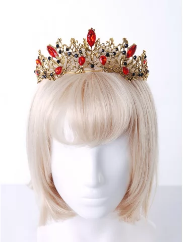 Золотая корона с красными...