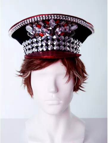 Фуражка черная с красным