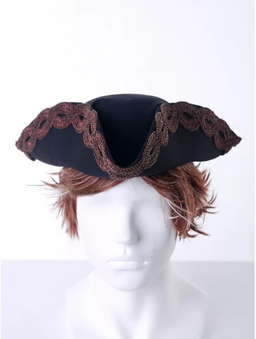 Треуголка с бронзовым декором