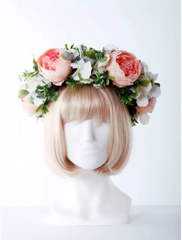 Весенний венок с цветами