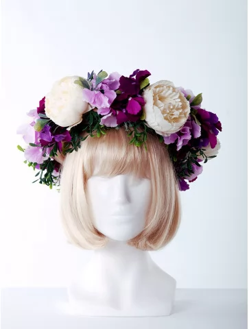 Весенний венок с цветами