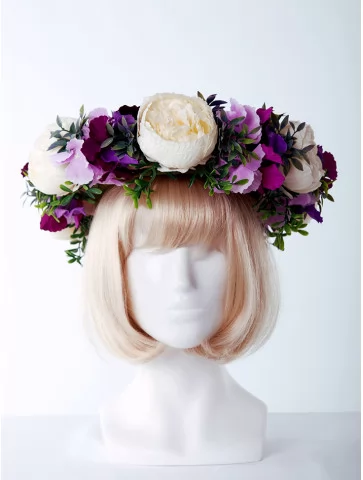 Венок весенний с цветами