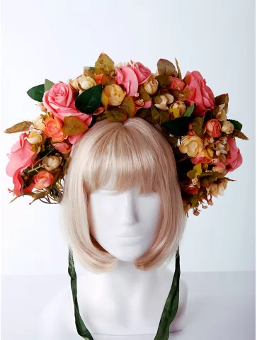 Весенний венок с цветами