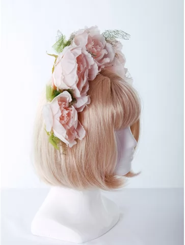 Венок весенний с цветами