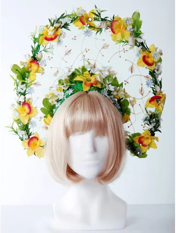 Венок весенний с цветами