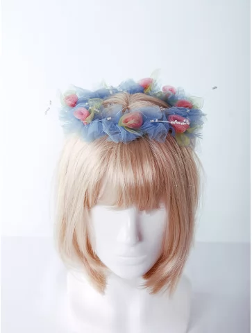 Венок весенний с цветами