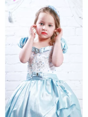 Сукня ніжно-блакитна з блиском