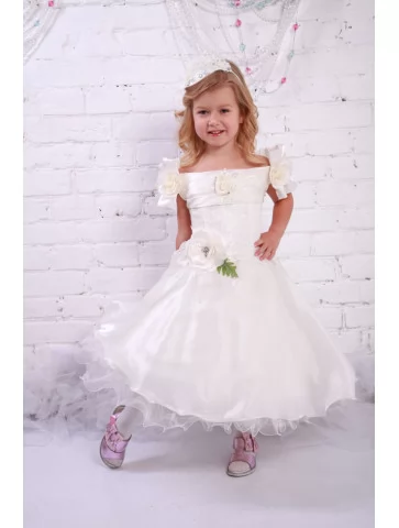 Сукня з трояндами у...